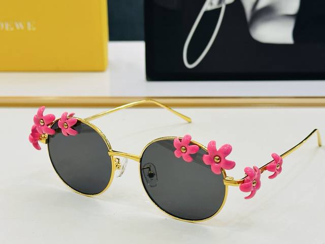 Loewe Lw40173U Size: 50 mouth 21-140 The real thing is more beautiful and is now