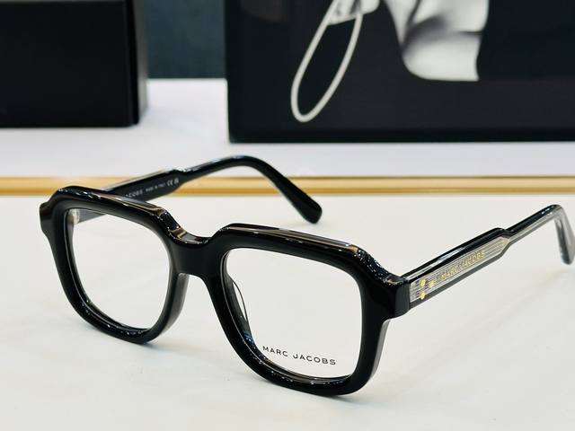 marc Jacobs Marc732 Size: 54 mouth 19-145 Using this year's popular plate Z perf