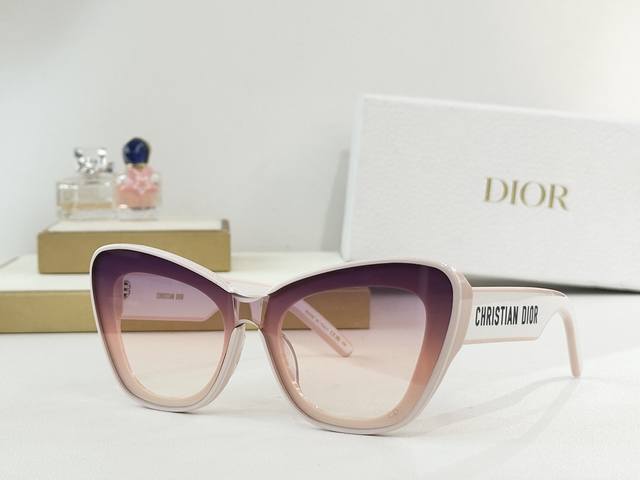 Dior Mod:Dsgta25Ucr Size:53