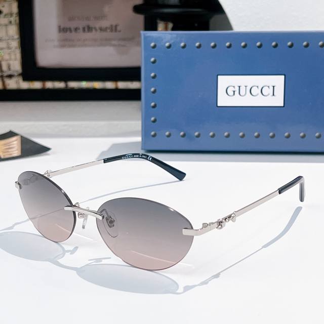 Gucc* Model: Gg2051S Size: 57 ports 17-145