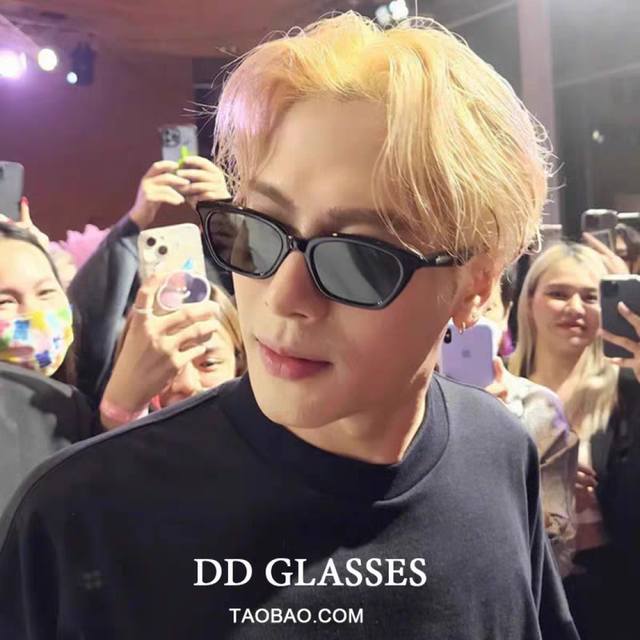 Gentle Moster Gm Gm cat-eye plain glasses for women, blue light protection, stud