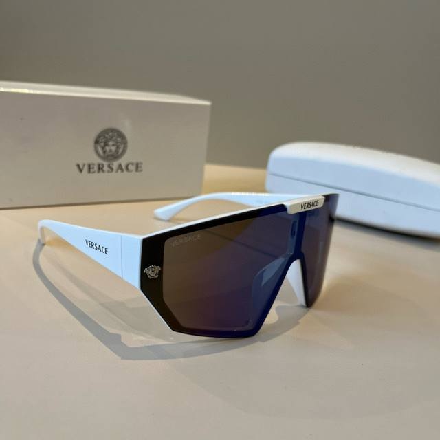 Versace European and American style fashion sunglasses, men's and women's sun vi