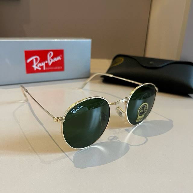 Ray-Ban trendy sunglasses for men and women, lightweight and comfortable for ch
