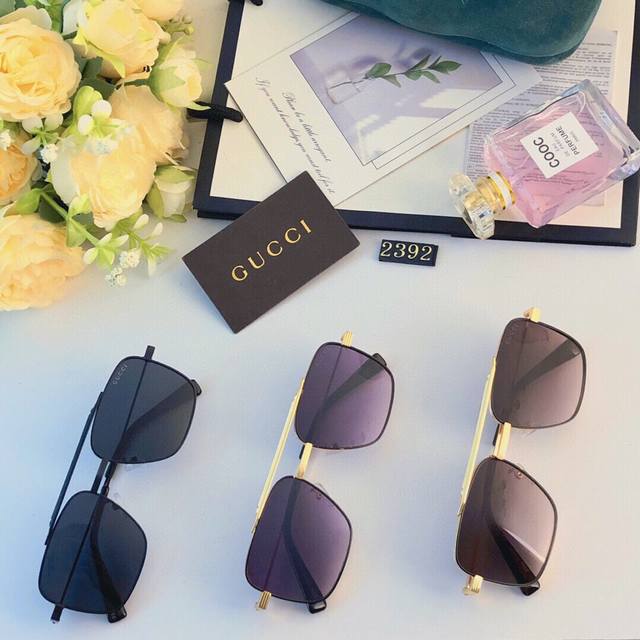 Gucc* New square frame sunglasses for drivers, drivers, and fishermen. Handsome