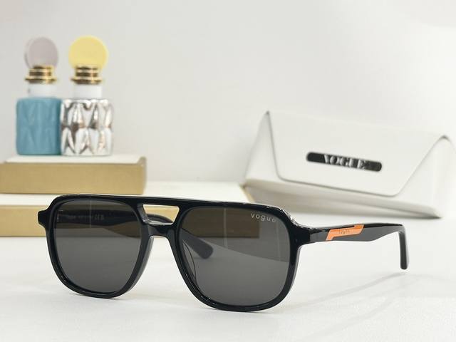 Vogue Mod: Vo Size: 49 ports 15 145