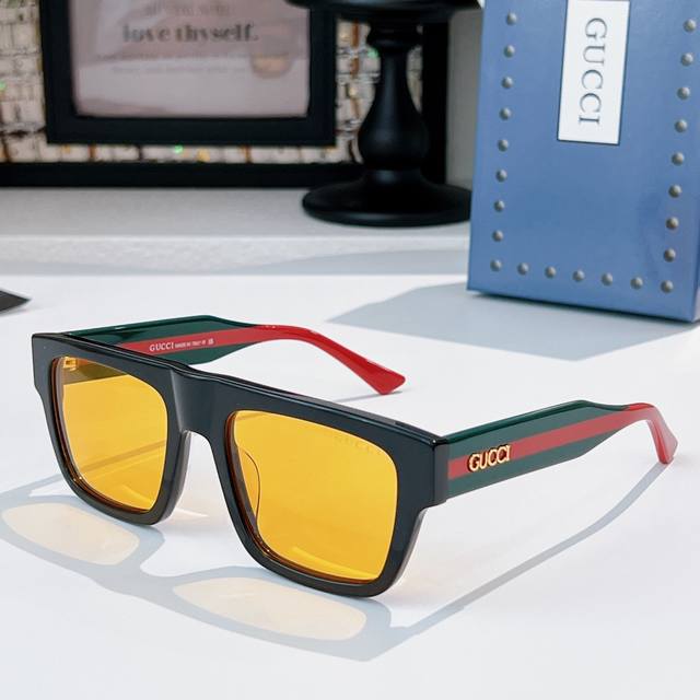 Gucc* Model: Gg1868S Size: 53 ports 19-145