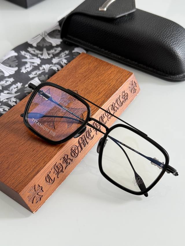 New Titanium Chrome Heart Large frame pure titanium can be matched with myopia s