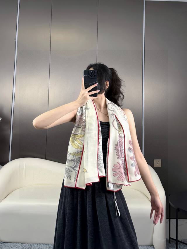 The latest 2025 original Herm