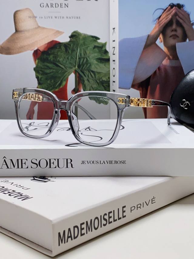 Chanel's hot-selling item adds a new color Exclusive first release with diamond-