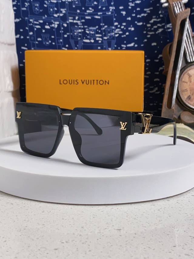 Louisvuitton 2025 new women's sunglasses with UV protection for round faces, lar