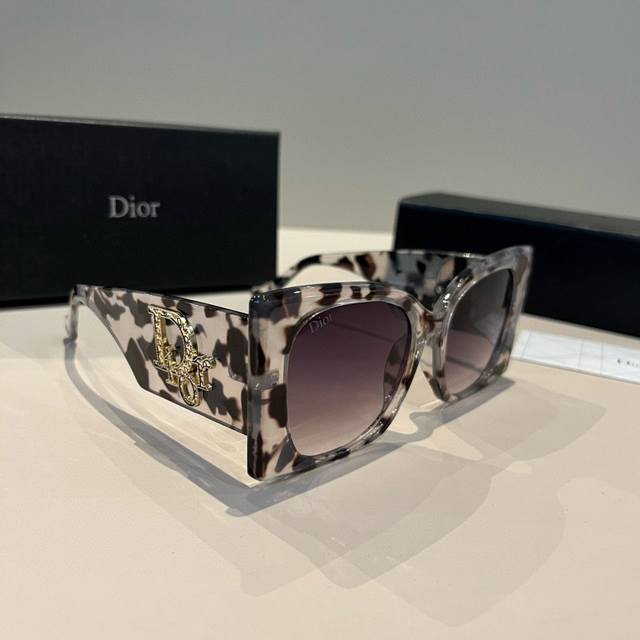 Dior is so cute and milky