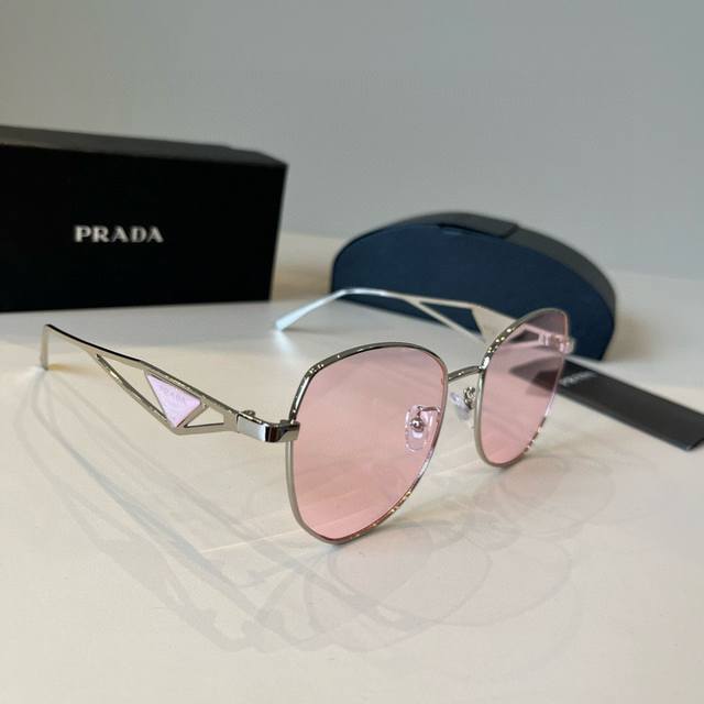 prada Prada high-end women's sunglasses, sun protection and face-modifying glass