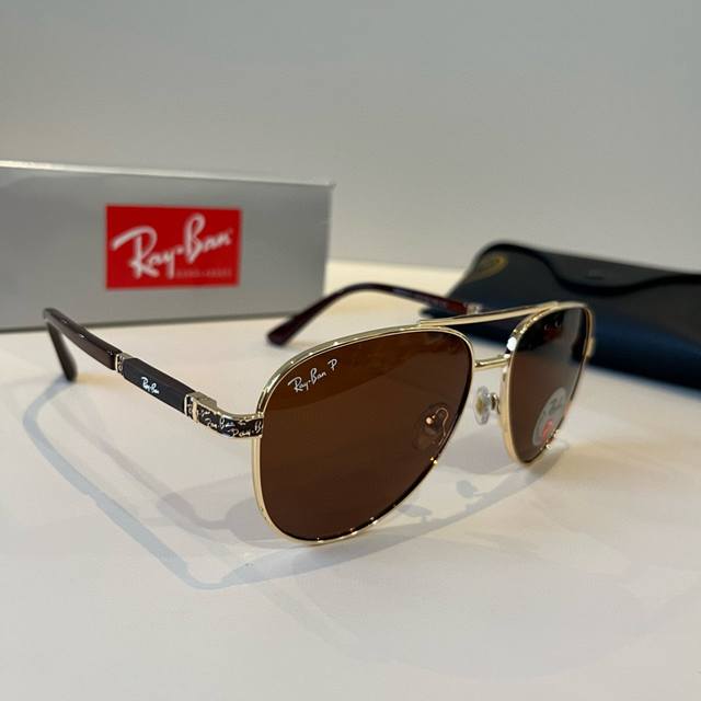 Ray-Ban men's street style sunglasses, tempered glass lenses, light and not pre