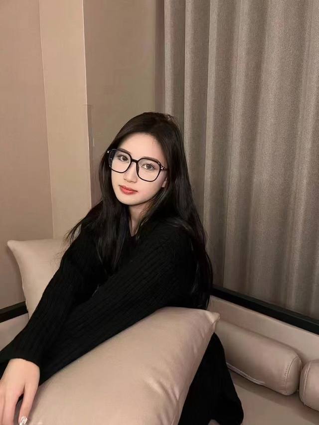 Celin* ultra-light anti-blue light radiation black frame glasses for women witho