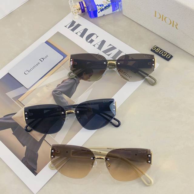 Dio*2025 Fashion personality avant-garde European and American women's anti-ultr