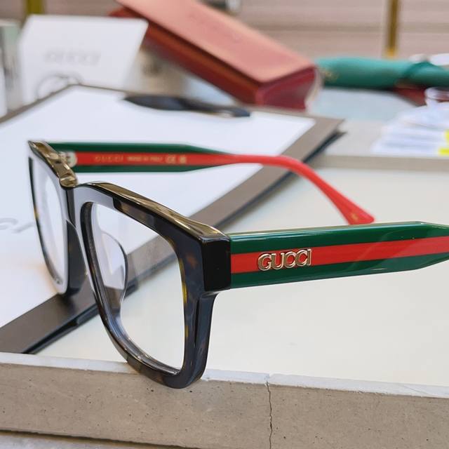 Gucc* Gucci new glasses frame, Model: Gg1869S, Size: 53/18-145 M