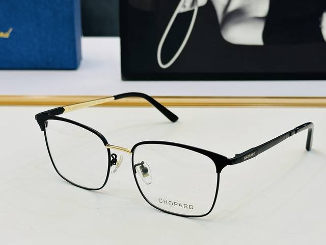 Original Chopard Model: Vchg06 Size: 55 port 18-145 with modern and stylish desi