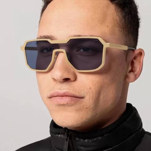prada Prada 2025 new retro men's metal cyberpunk sunglasses cool personality one