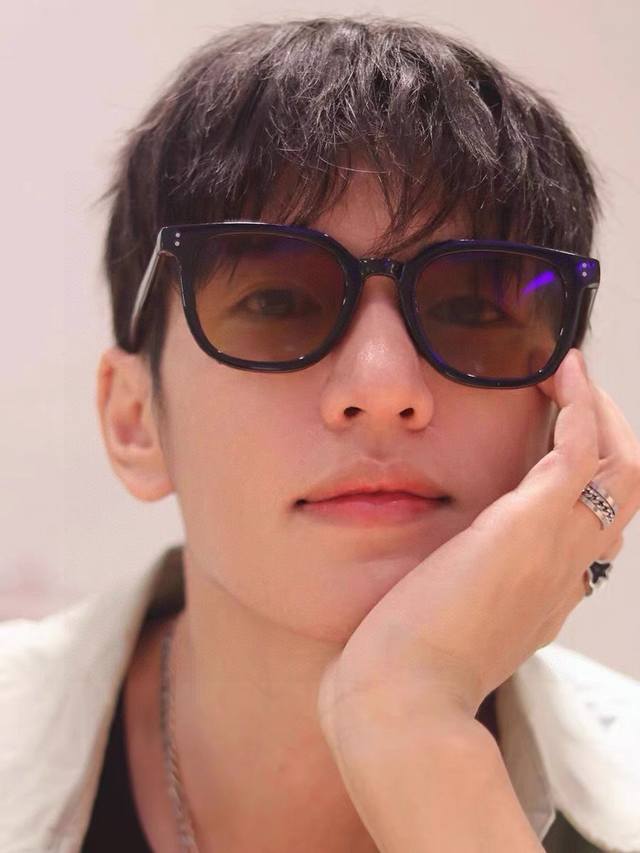 Tr Polarized Couple's Gucci Classic square design, suitable for all face shapes,