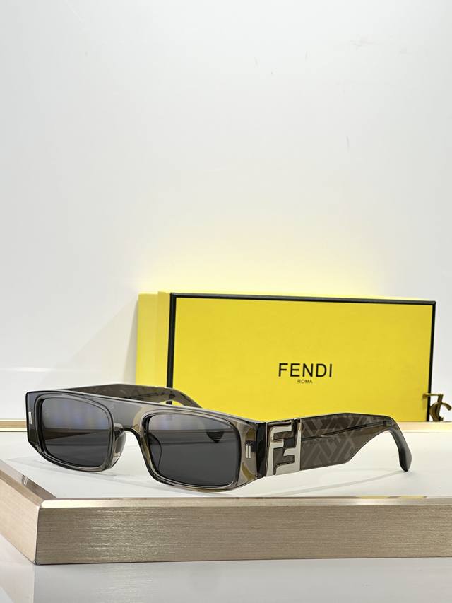 Fendi Mod: Fe40587 Size: 54 ports 23 145