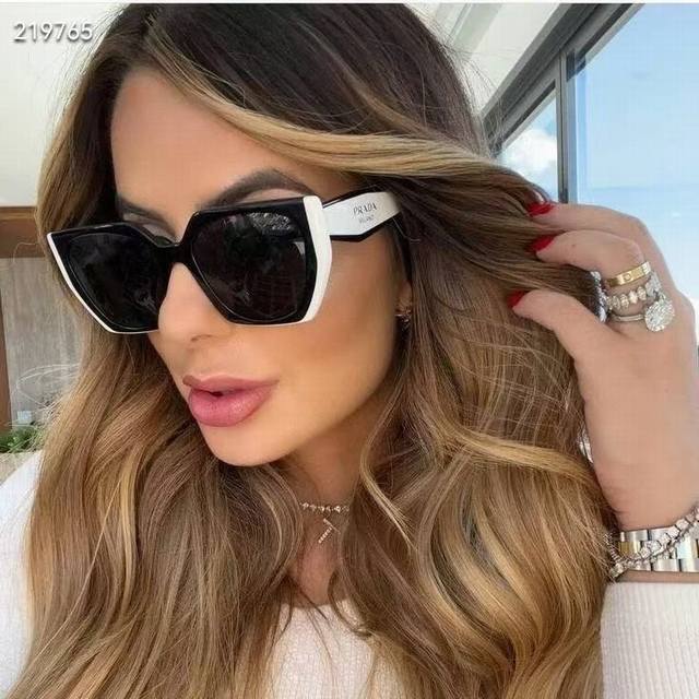 prad*Model:Spr15W-Fsize