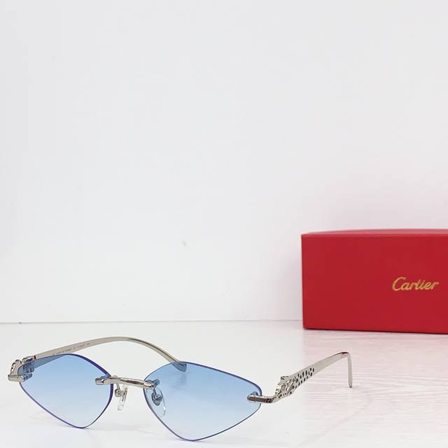 Cartie* Model: Ct9527O Size: 50 ports 17 130