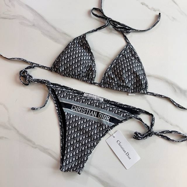 Special Dior bikini swimsuit suitable for a variety of occasions