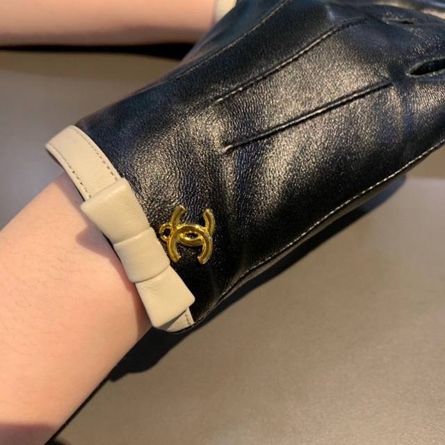2025 new exclusive touchscreen gloves, Chanel original quality official website