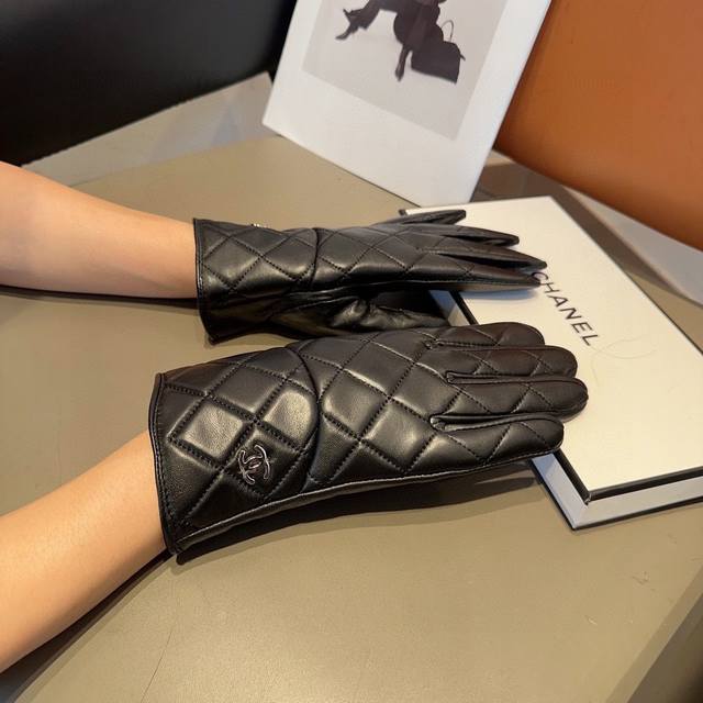 Chanel's new women's gloves, first-grade sheepskin leather, ultra-thin, soft an