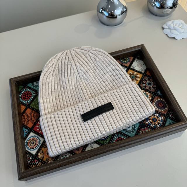 Armani new wool hat, head circumference 57cm