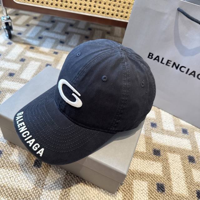 New Balenciaga Paris family letter new baseball cap In stock and shipped immedi