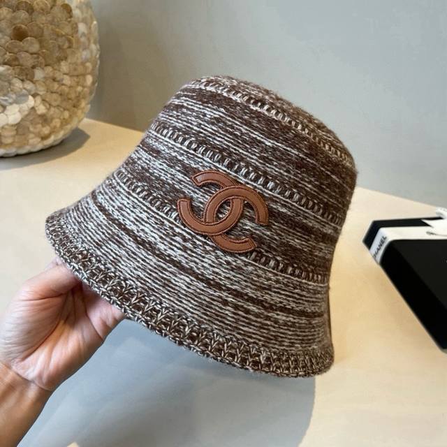 Chanel new bucket hat, head circumference 57cm