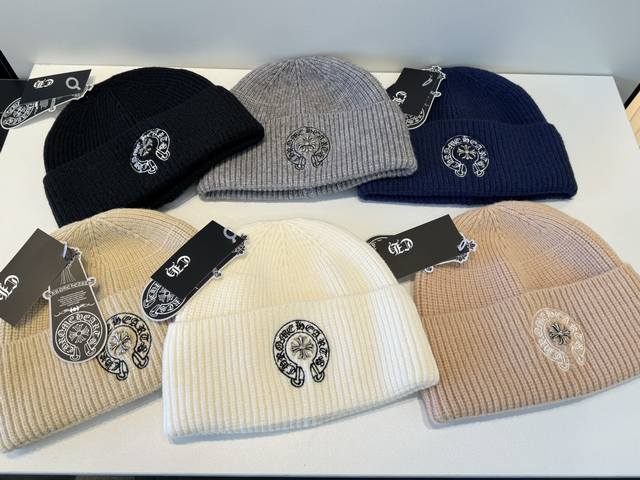 Chrome Hearts' latest woolen hat has a fashionable and avant-garde casual desig