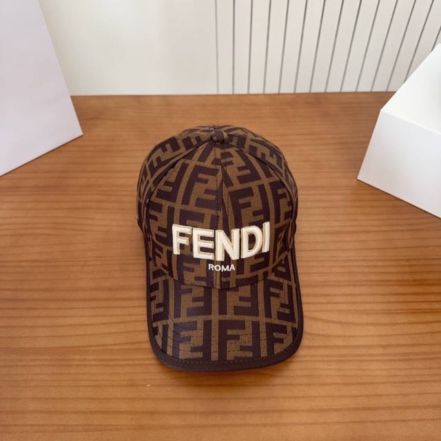 Fendi Fendi monogram series baseball cap classic Ff mid-century single product,