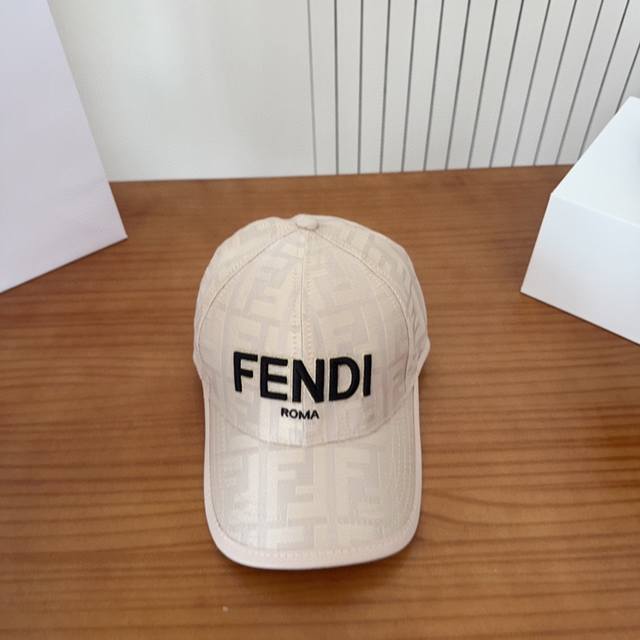 Fendi Fendi monogram series baseball cap classic Ff mid-century single product,