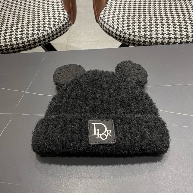 Dior 2025 new autumn and winter fashion warm ear pullover hat with large head ci