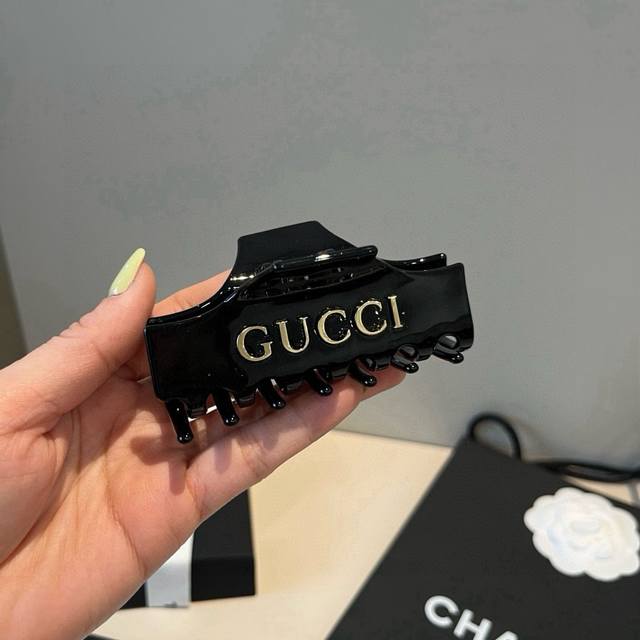 Gucci new hairpin