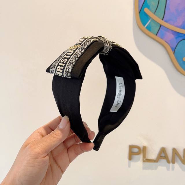 with packaging Dior Dior's hottest new bow headband, original counter goods, le