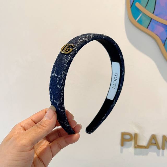 with packaging Gucci official classic new double G headband, a must-have item f