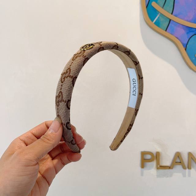 with packaging Gucci official classic new double G headband, a must-have item f