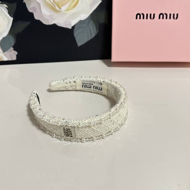 Special counter packaging Miumiu Miu Miu's latest headband Little fairies hurry