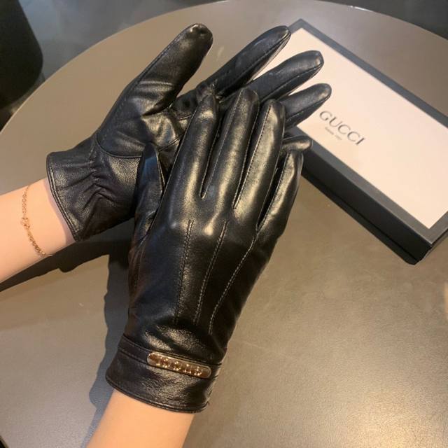 2025 new exclusive first touch screen gloves Gucci Gucci new U-mouth bow high-en