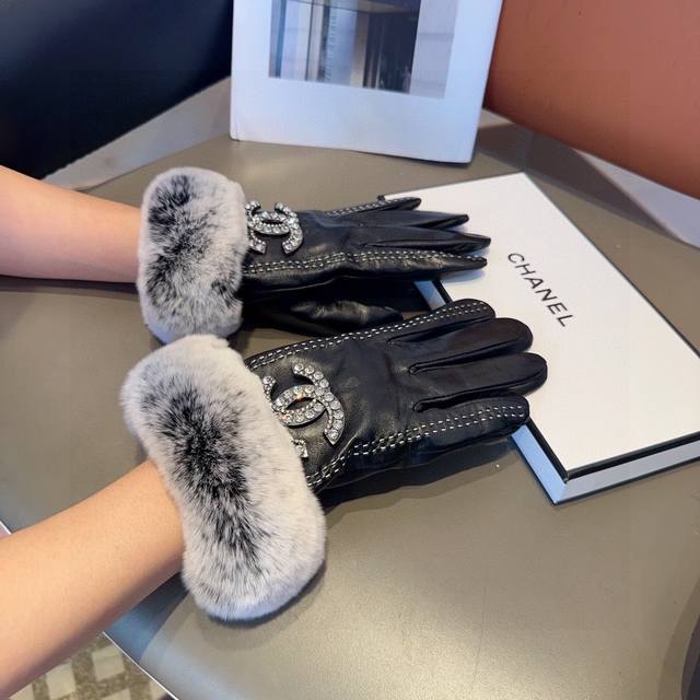 Chanel sheepskin gloves, fashionable gloves, warm and velvet lining for autumn