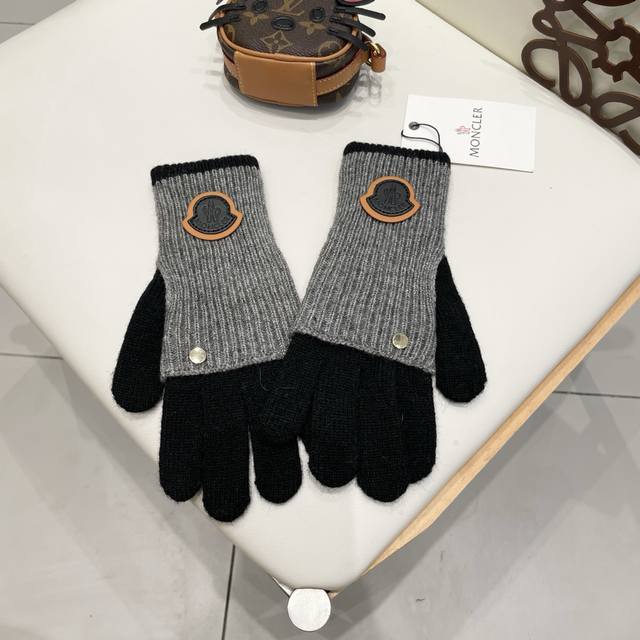 Moncler knitted wool warm wool gloves for women autumn and winter dual-use doubl