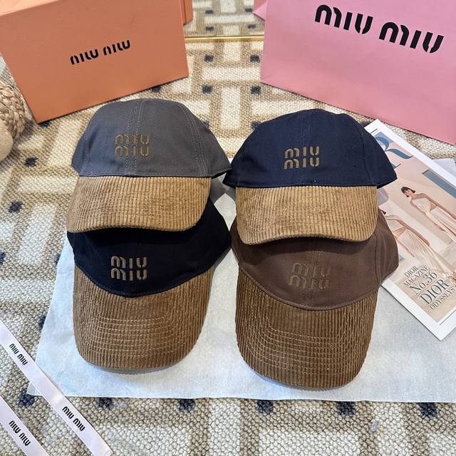 Miumiu original new style baseball cap, authentic mold customization, original w