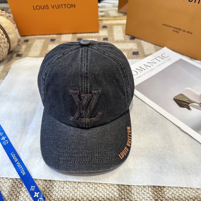Louis Vuitton baseball cap Louisvuitton new Lv baseball cap, heavy-duty craftsma