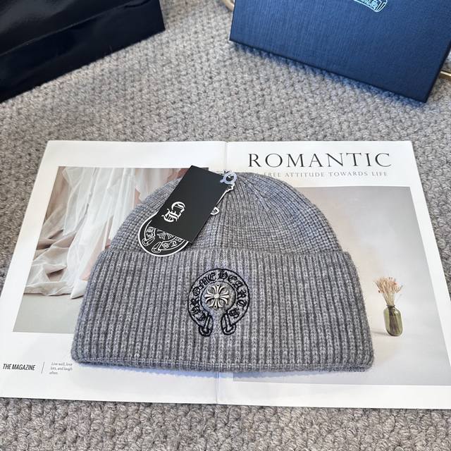 Chrome Hearts Autumn and Winter Wool Knitted Beanie This must be a favorite of