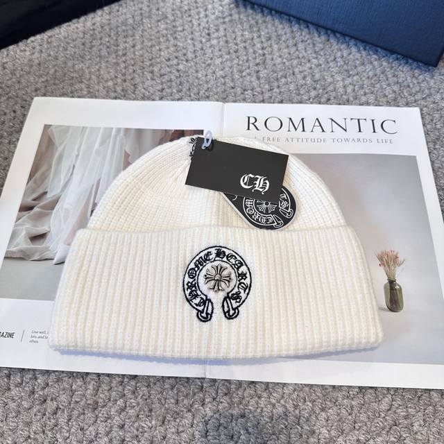 Chrome Hearts Autumn and Winter Wool Knitted Beanie This must be a favorite of