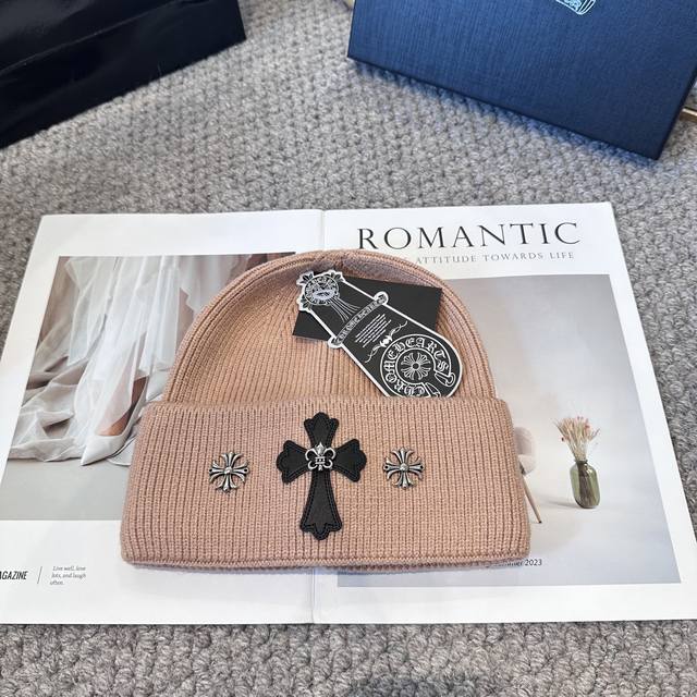 Chrome Hearts Autumn and Winter Wool Knitted Beanie This must be a favorite of