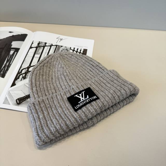 Louis Vuitton baseball cap Louisvuitton new Lv wool hat, heavy craftsmanship to